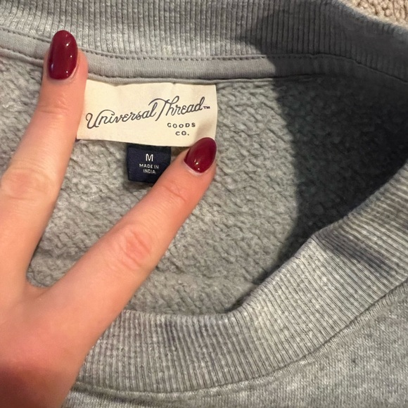 Universal Thread Gray Textured Sweatshirt - Picture 3 of 3